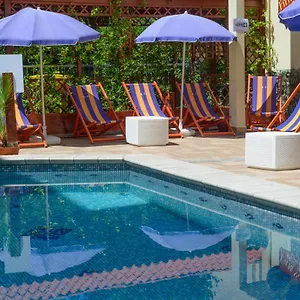 https://hotel-adria-nuova.riccione-hotels.org